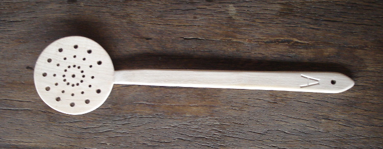 Espumadera de madera de castaño